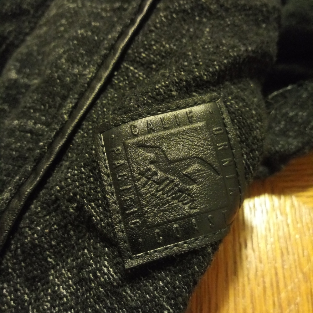 ✴↗Hollister asymmetric zip up hoodie🖤🤐✴
